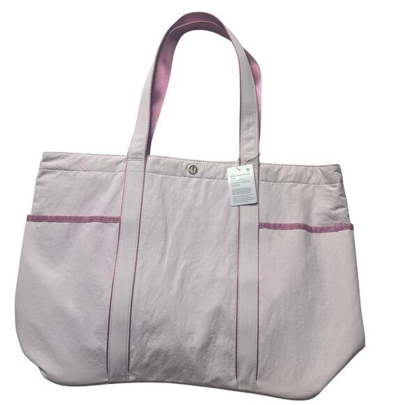 NWT Lululemon Daily Multi Pocket Tote Bag Blissful Pink Pink Frosting - Picture 1 of 3